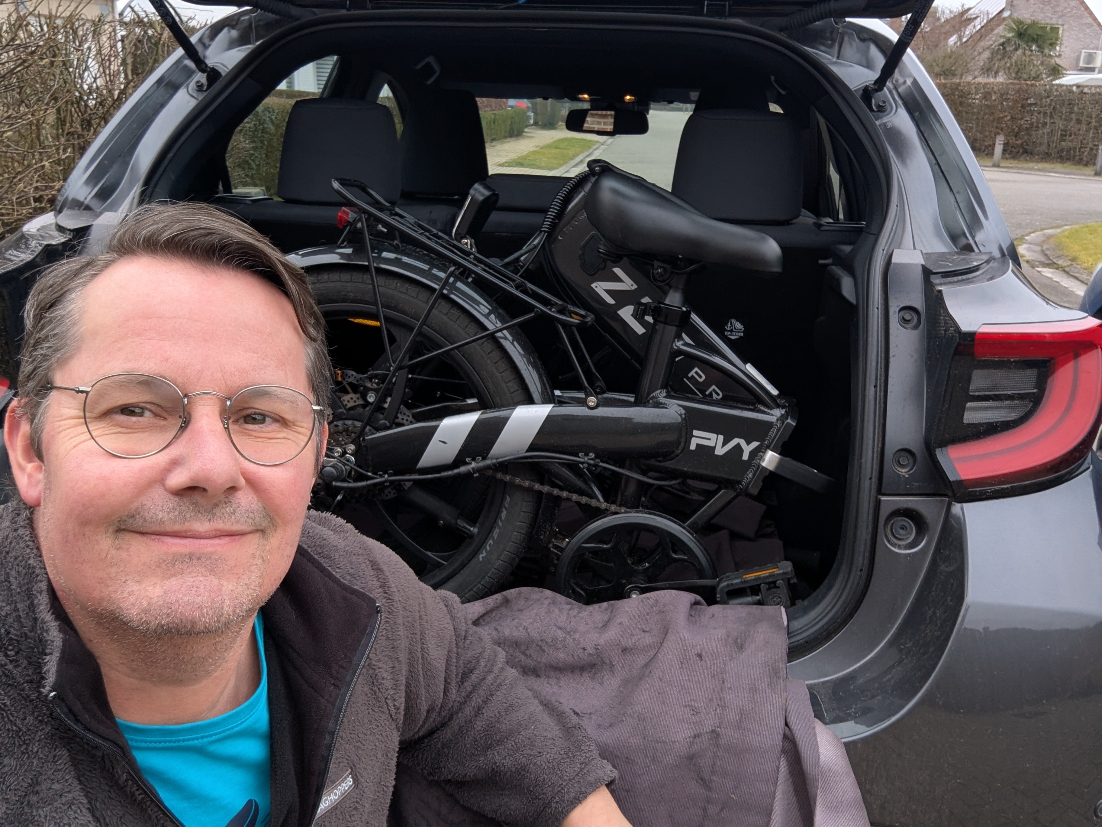 Rider Story | Transforming My Commute: How the PVY Z20 Pro E-Bike Enhanced My Daily Life and Contributed to a Sustainable Future